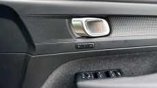 Volvo XC40 2.0 B3P Plus Dark 5dr Auto Petrol Estate